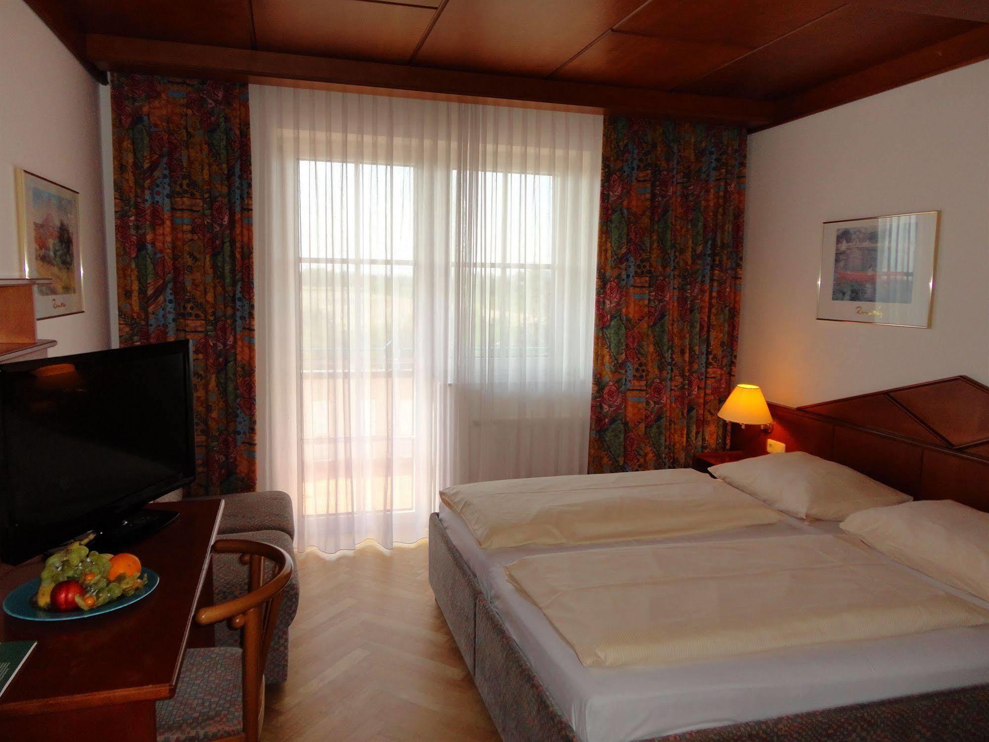 Komfort-Hotel Stockinger Ansfelden Extérieur photo